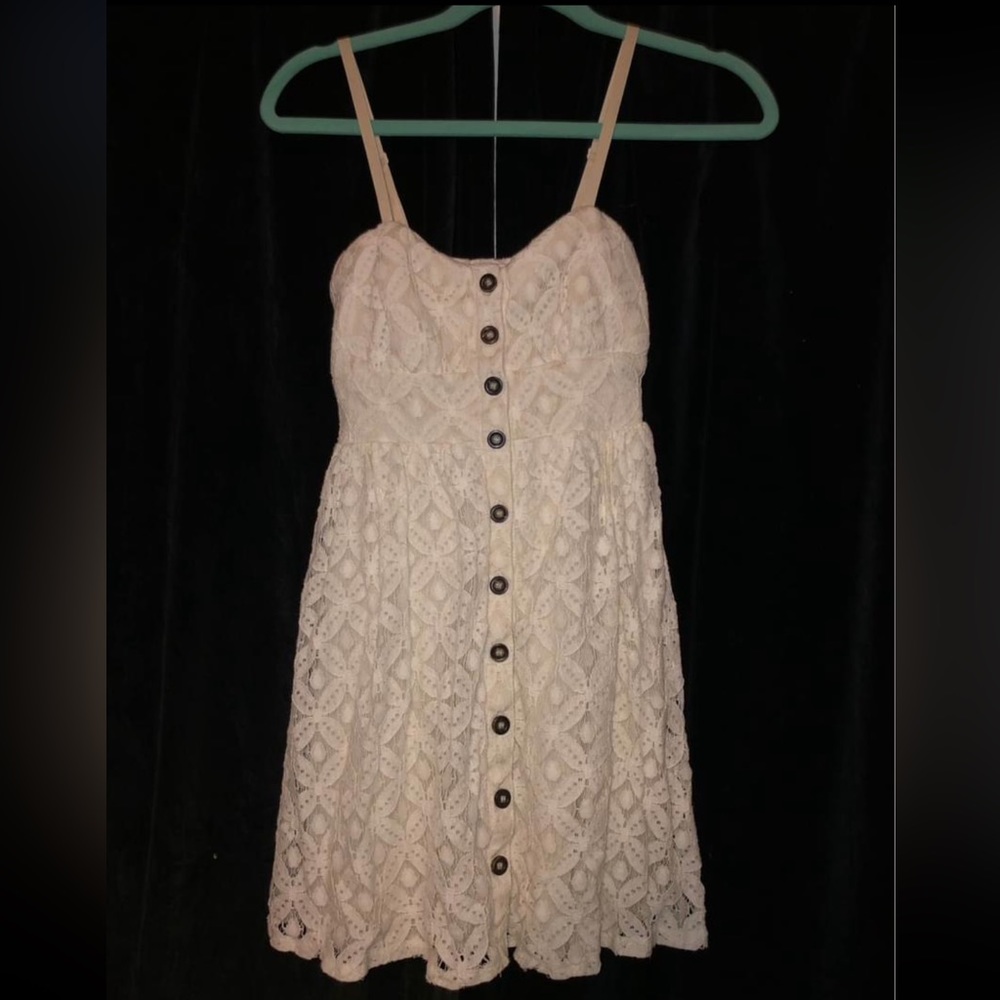 Women’s/Junior’s Trixxi white/cream lace button up dress SIZE SMALL